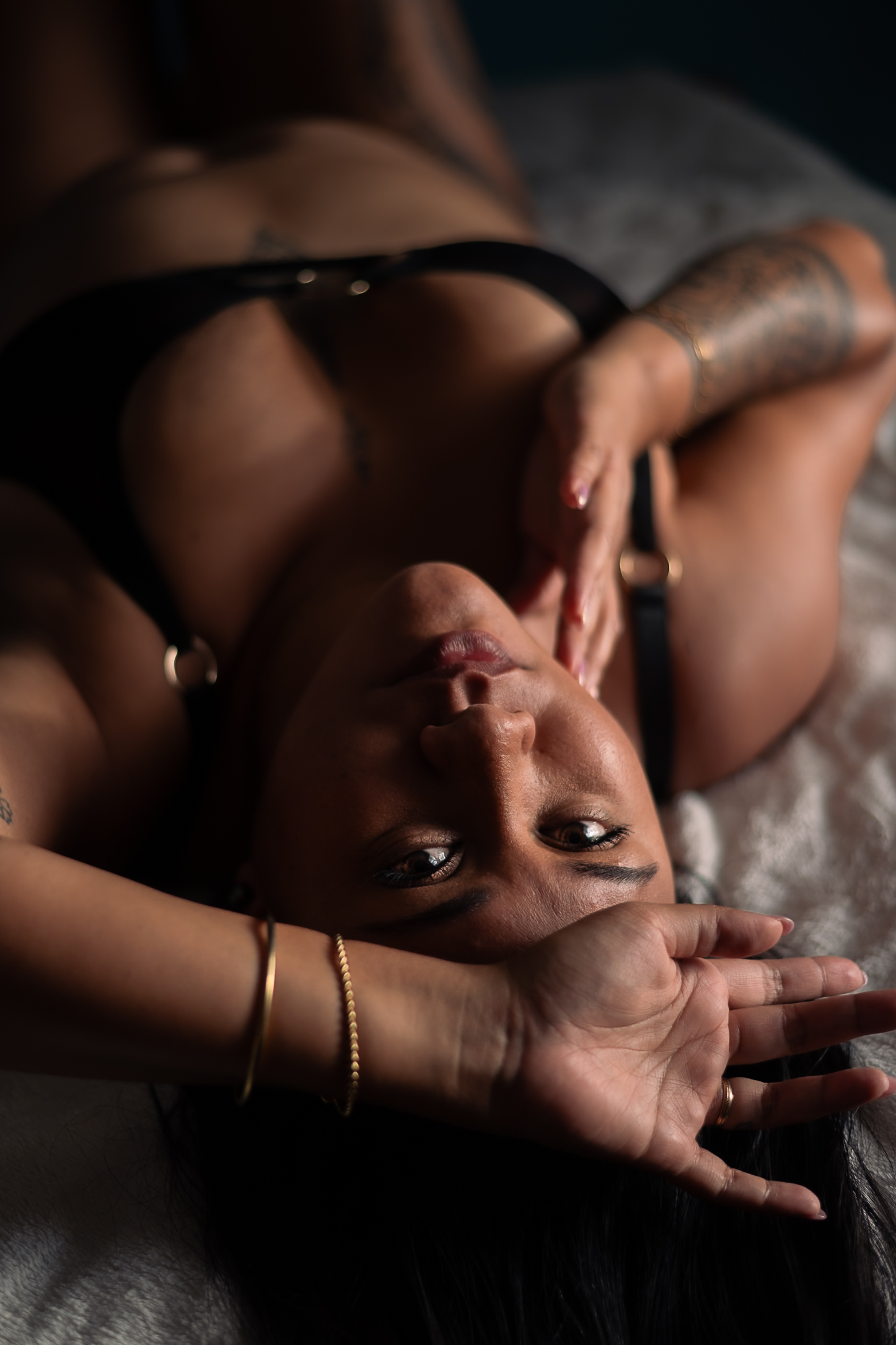Portrait regard boudoir renversé